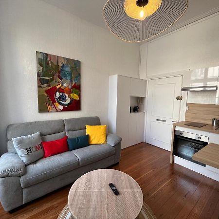 Paon, Coquet Appt Avec Parking A Caen公寓 外观 照片